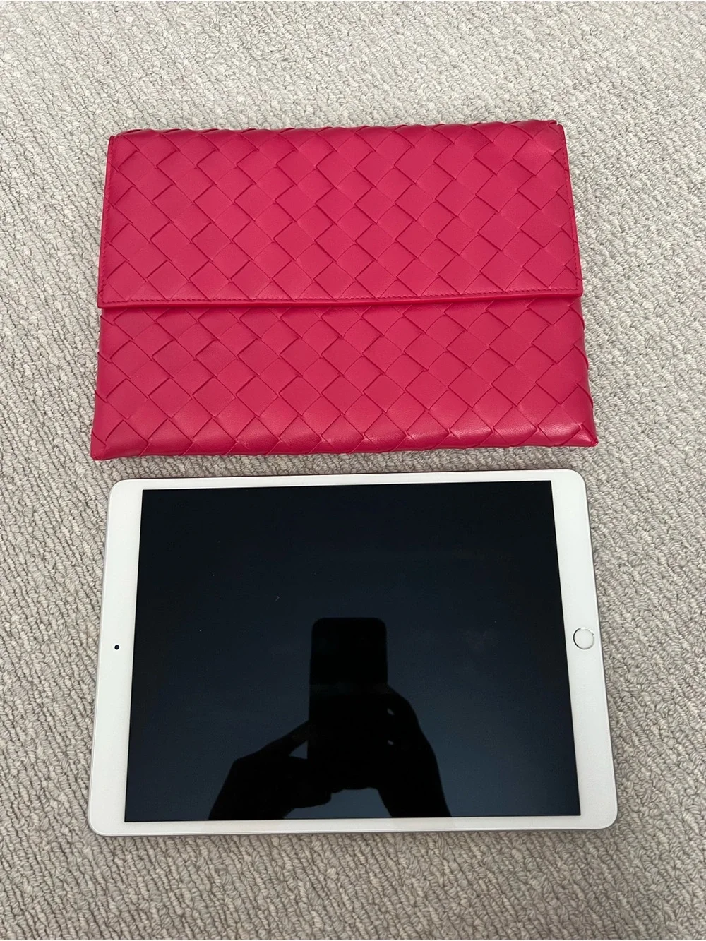 Bottega Veneta Fuchsia Intrecciato Leather Envelope Clutch